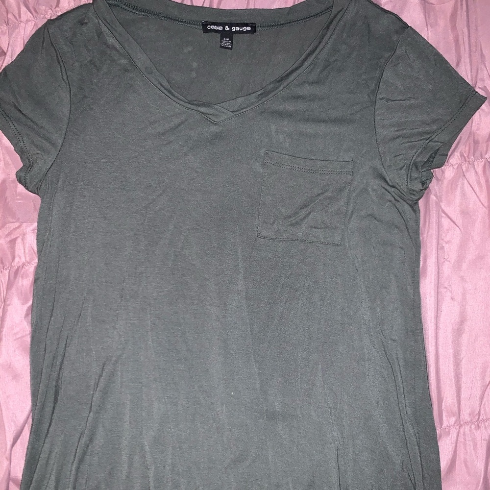 ⭐️Green Pocket Tee⭐️